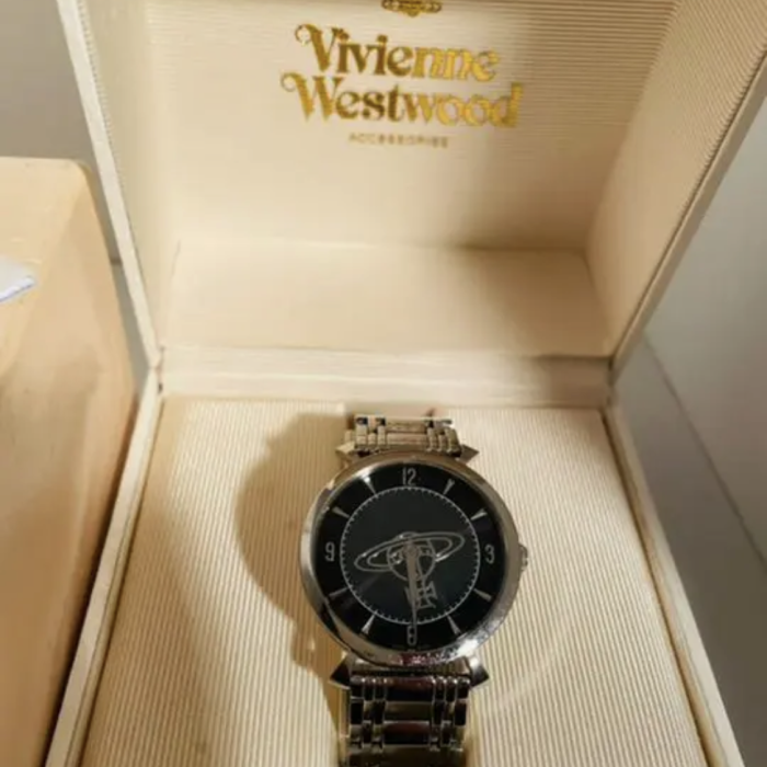 ヴィヴィアン人気腕時計クラシックブラック電池交換済み保証書付