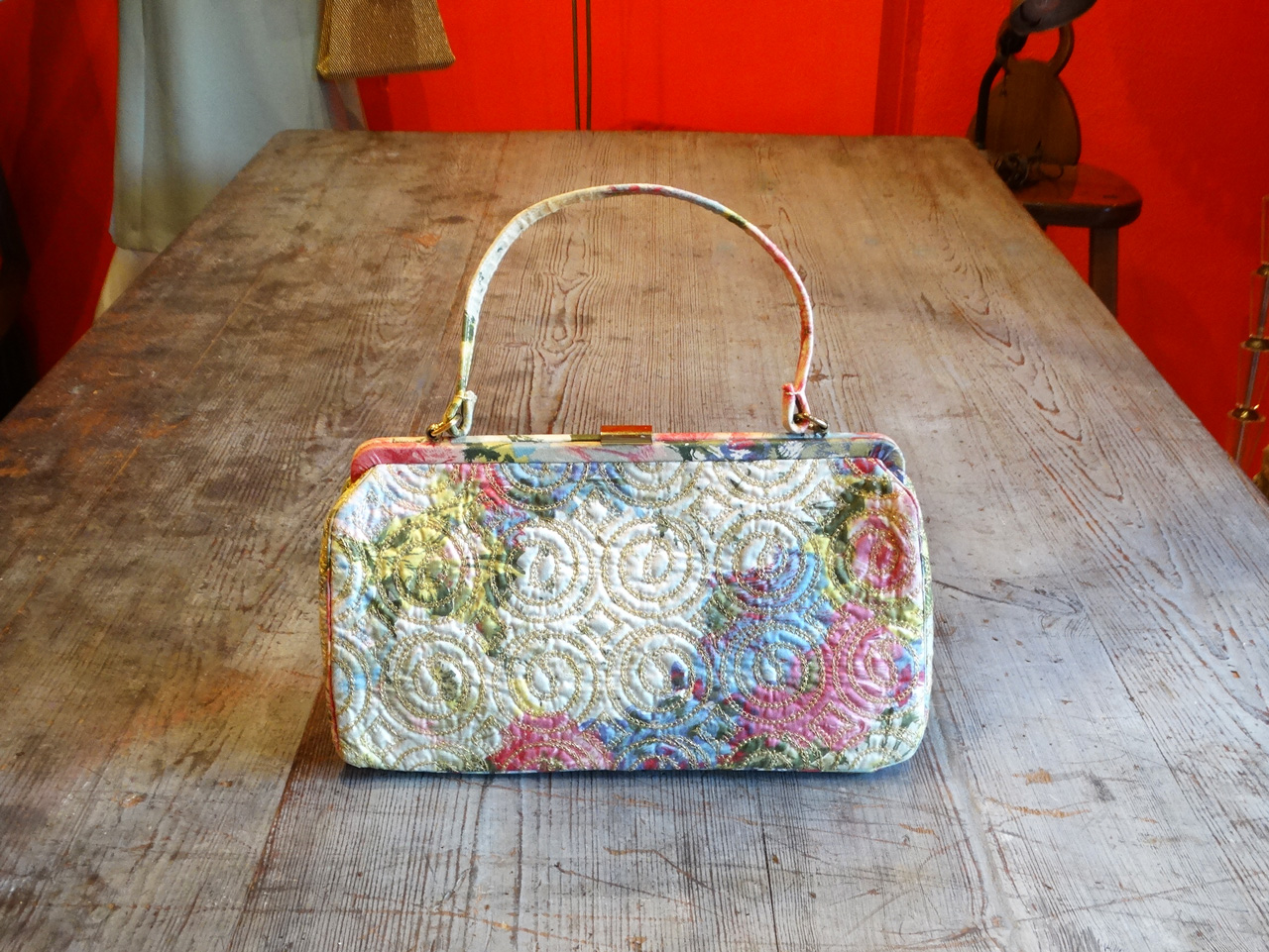 60s USA flower × gold embroidery handbag | Vintage.City