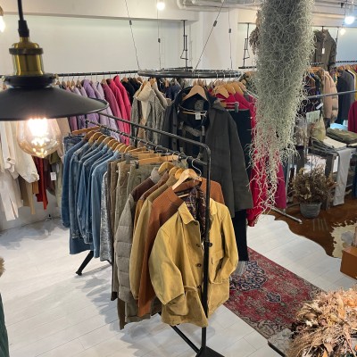 terrace VINTAGE&USED Clothing | Vintage Shops, Buy and sell vintage fashion items on Vintage.City