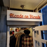 Blonde on Blonde | 全国の古着屋情報はVintage.City