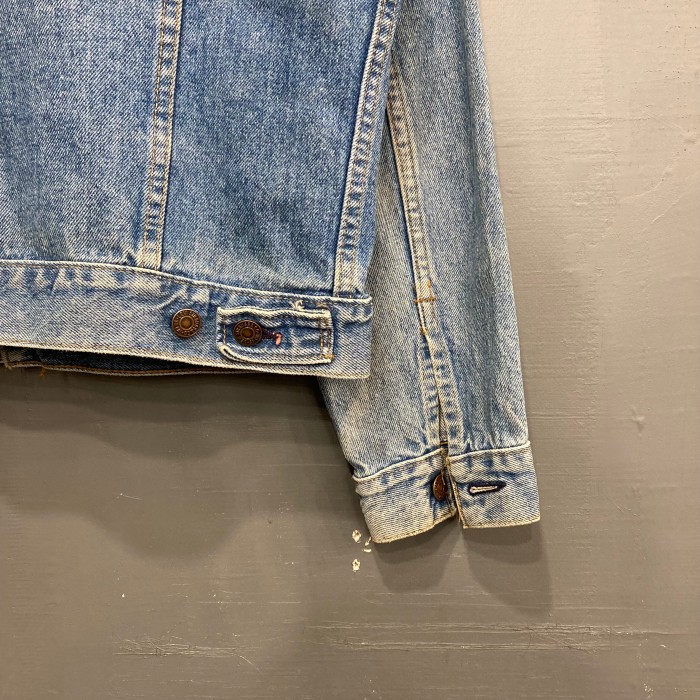 90's Levi’s denim jacket | Vintage.City Vintage Shops, Vintage Fashion Trends