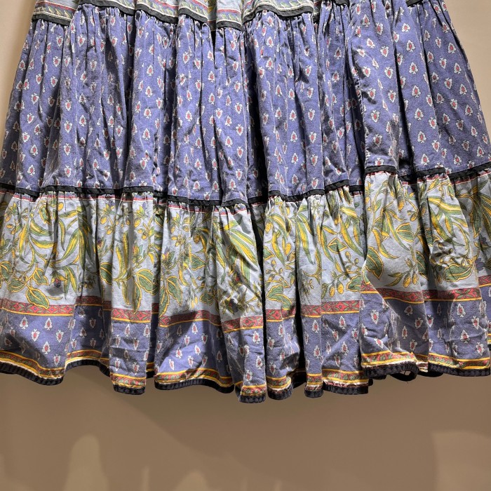 ふわふわ広がる柄のティアードスカート | Vintage.City 빈티지숍, 빈티지 코디 정보