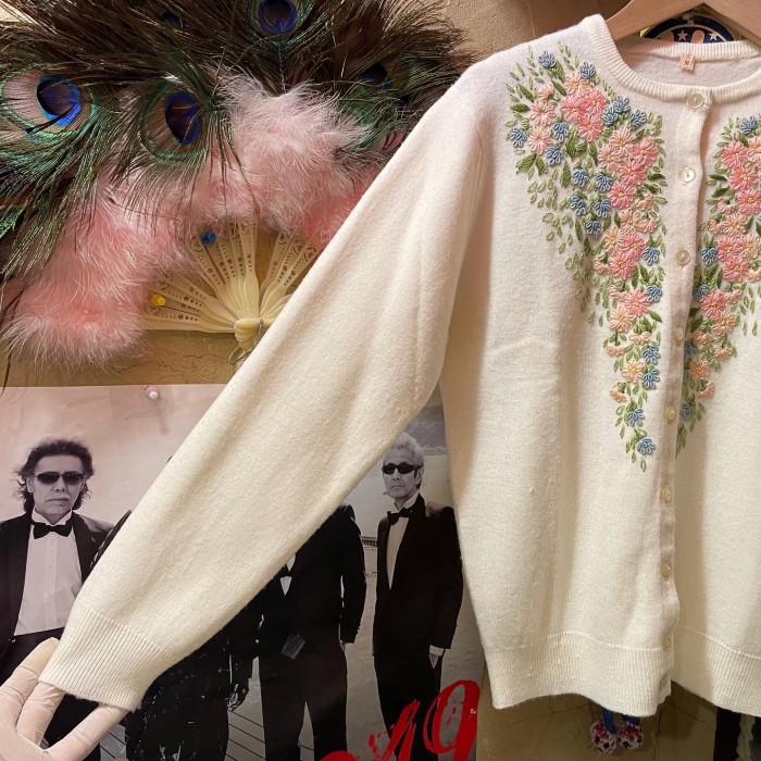 70s #花柄 刺繍 #カーディガン | Vintage.City 古着屋、古着コーデ情報を発信