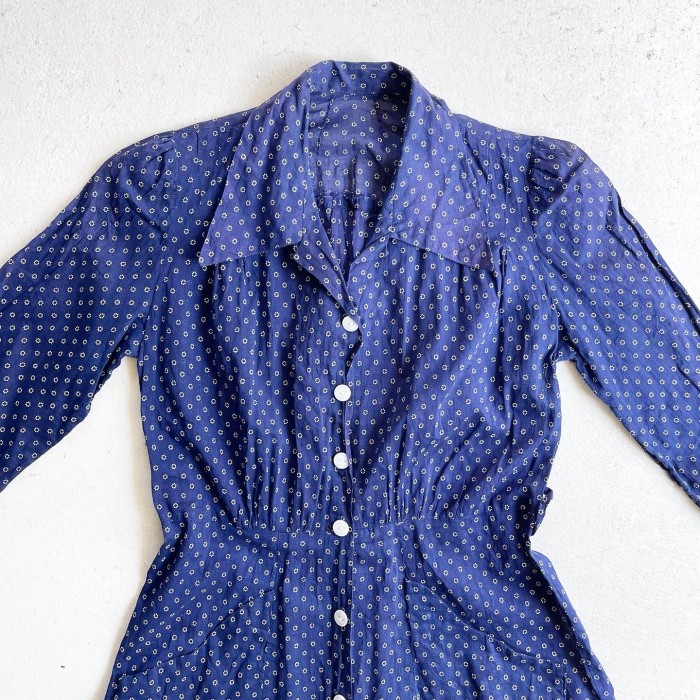 1950s Small Flower Pattern Open collar Shirt Onepiece | Vintage.City 빈티지숍, 빈티지 코디 정보