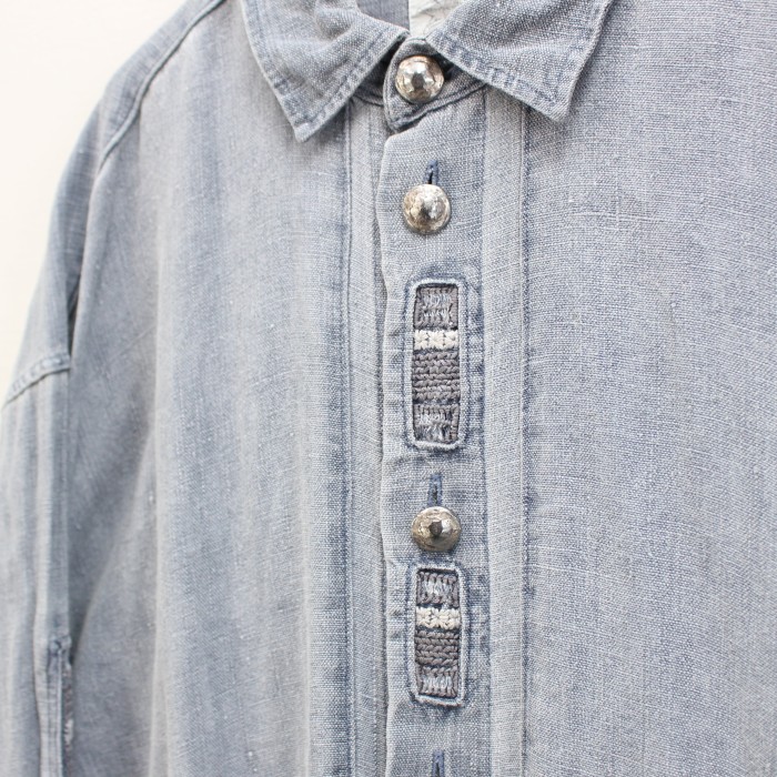 vintage 抽象柄　メタルボタン　デザイン　チロリアンシャツ
