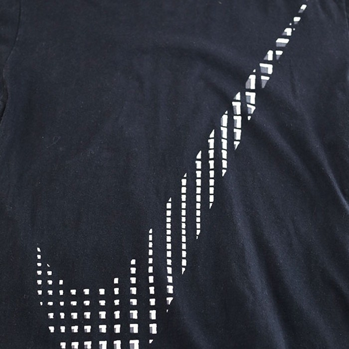 00s Nike Big Swoosh Graphic T-Shirt Size L | Vintage.City 古着屋、古着コーデ情報を発信