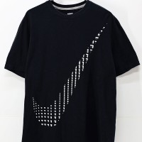 00s Nike Big Swoosh Graphic T-Shirt Size L | Vintage.City 古着屋、古着コーデ情報を発信