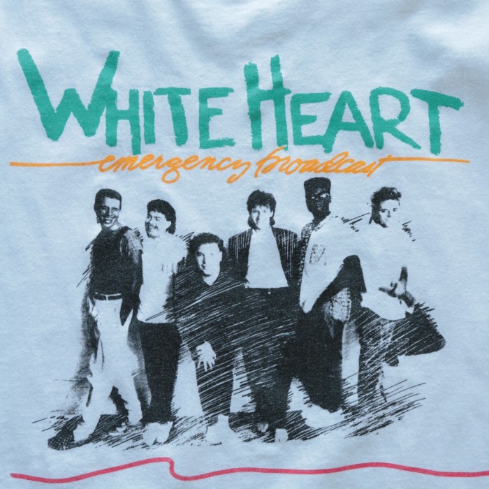 Vintage WHITE HEART tour t shirt | Vintage.City