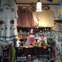 古着屋パウゼ | Discover unique vintage shops in Japan on Vintage.City