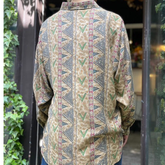 V crazy pattern shirt | Vintage.City 古着屋、古着コーデ情報を発信
