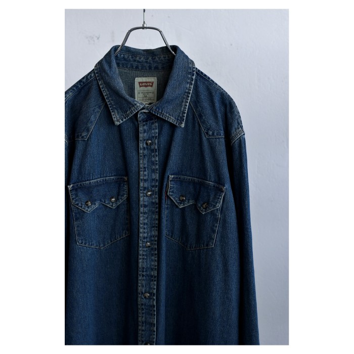 Vintage “Levi's” Western Denim Shirt | Vintage.City 古着屋、古着コーデ情報を発信