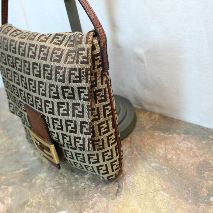 FENDI ZUCCA PATTERNED SHOULDER BAG MADE IN ITALY/フェンディズッカ柄ショルダーバッグ | Vintage.City 古着屋、古着コーデ情報を発信