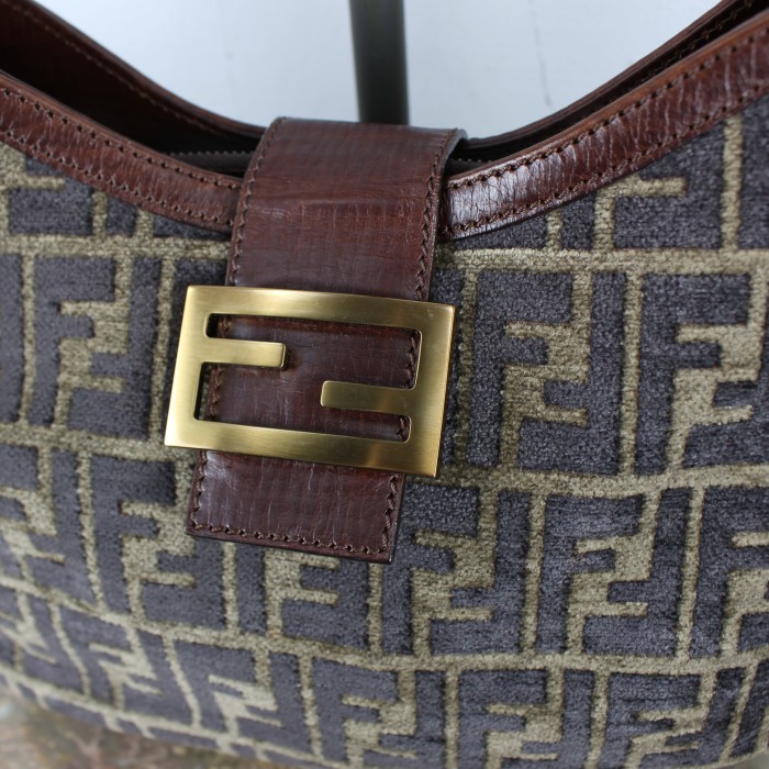 FENDI ZUCCA PATTERNED PILE MANMA BACKET HAND BAG MADE IN ITALY/フェンディズッカ柄パイル生地マンマバケットハンドバッグ | Vintage.City 古着屋、古着コーデ情報を発信
