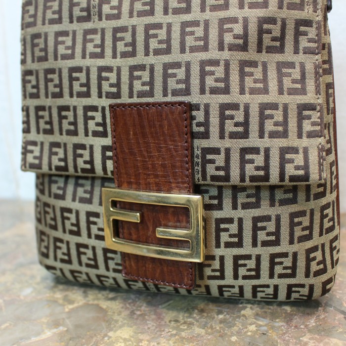 FENDI ZUCCA PATTERNED SHOULDER BAG MADE IN ITALY/フェンディズッカ柄ショルダーバッグ | Vintage.City 古着屋、古着コーデ情報を発信