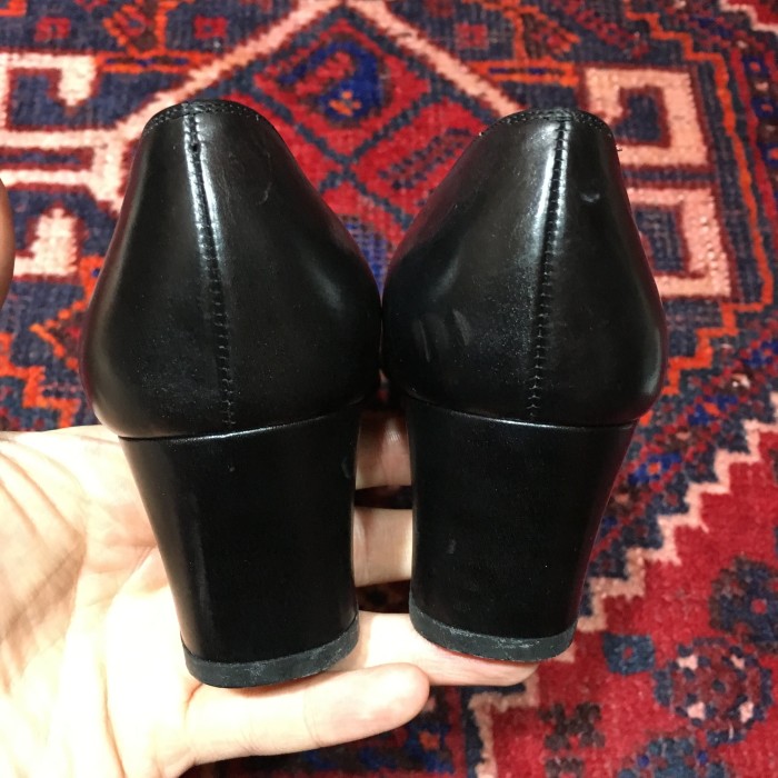 Salvatore Ferragamo LOGO LEATHER PUMPS MADE IN ITALY/サルヴァトーレフェラガモロゴレザーパンプス | Vintage.City Vintage Shops, Vintage Fashion Trends