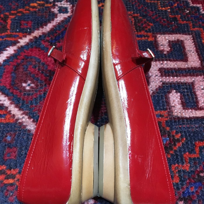 Salvatore Ferragamo LEATHER STRAP PUMPS MADE IN ITALY/サルヴァトーレフェラガモレザーストラップパンプス | Vintage.City Vintage Shops, Vintage Fashion Trends