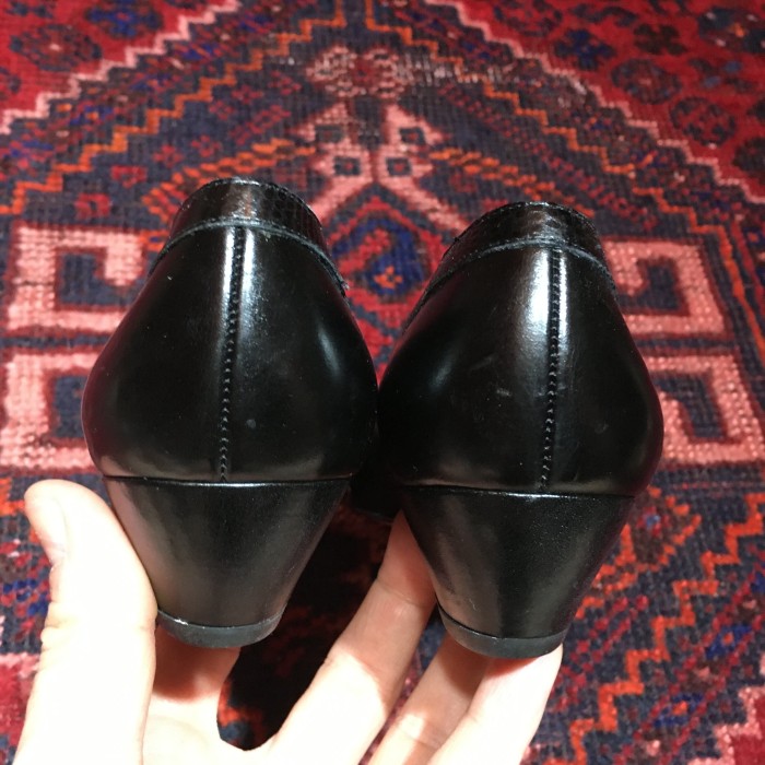 Salvatore Ferragamo LEATHER RIBBON PUMPS MADE IN ITALY/サルヴァトーレフェラガモレザーリボンパンプス | Vintage.City 古着屋、古着コーデ情報を発信