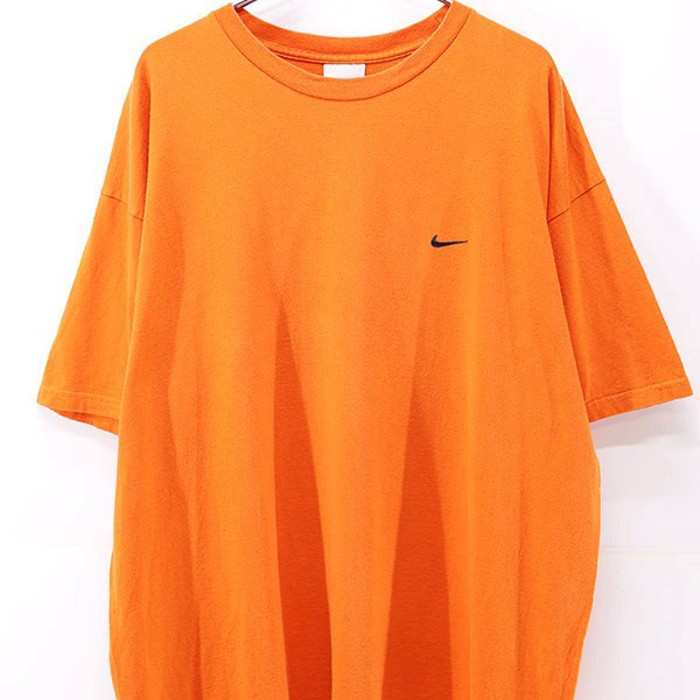 00s Nike Blaze Orange Swoosh One point Over T-Shirt Size 2X | Vintage.City 古着屋、古着コーデ情報を発信