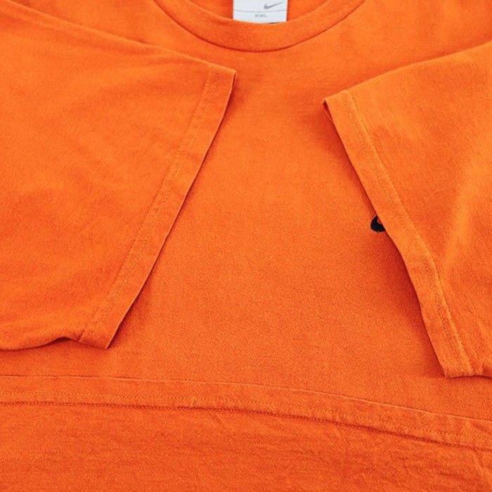 00s Nike Blaze Orange Swoosh One point Over T-Shirt Size 2X | Vintage.City Vintage Shops, Vintage Fashion Trends