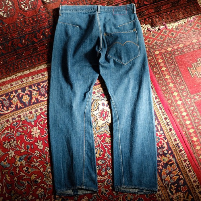 【Levis RED リーバイスレッド】1st Spain made | Vintage.City 古着屋、古着コーデ情報を発信