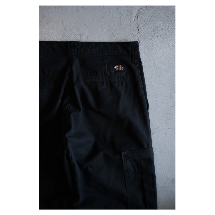 Vintage “Dickies” Black Work Cargo Pants | Vintage.City Vintage Shops, Vintage Fashion Trends