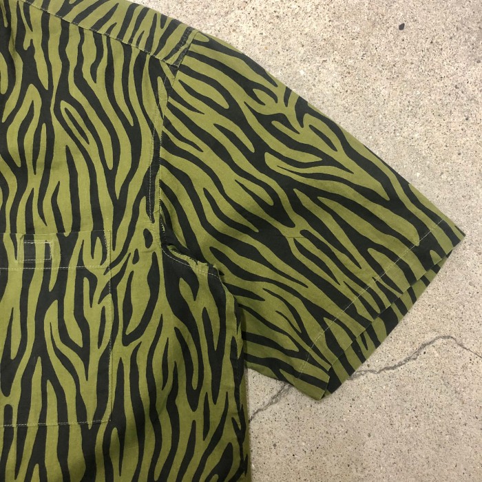 00s OLD STUSSY/Zebra pattern S/S Shirt/USA製/M/ゼブラ柄/半袖シャツ/カーキ/柄シャツ/ステューシー/オールドステューシー/古着/ヴィンテージ/アーカイブ | Vintage.City 古着屋、古着コーデ情報を発信