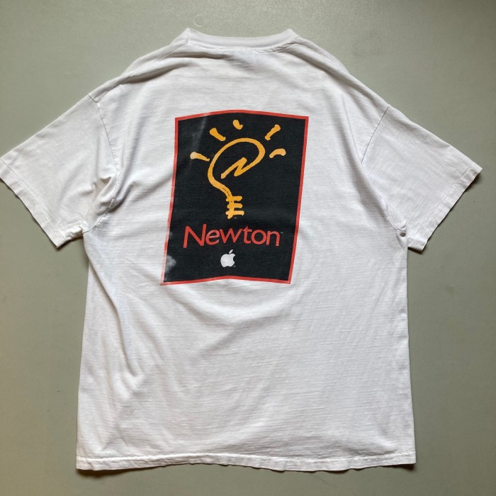 90s Apple Newton T-shirt アップルTシャツ　ニュートン　企業Tシャツ　半袖Tシャツ | Vintage.City 古着屋、古着コーデ情報を発信