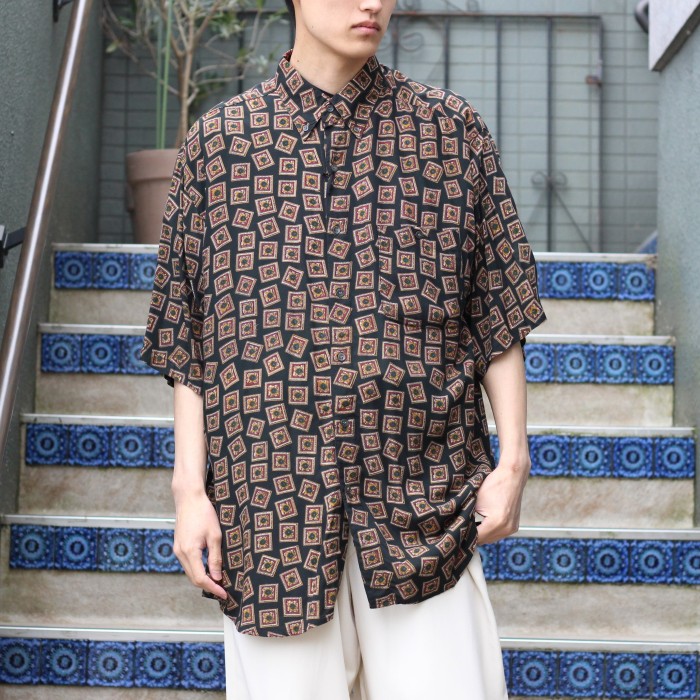 USA VINTAGE HALF SLEEVE PATTERNED ALL OVER RAYON SHIRT/アメリカ
