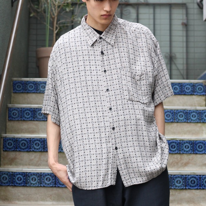 USA VINTAGE HALF SLEEVE PATTERNED ALL OVER SHIRT/アメリカ古着半袖