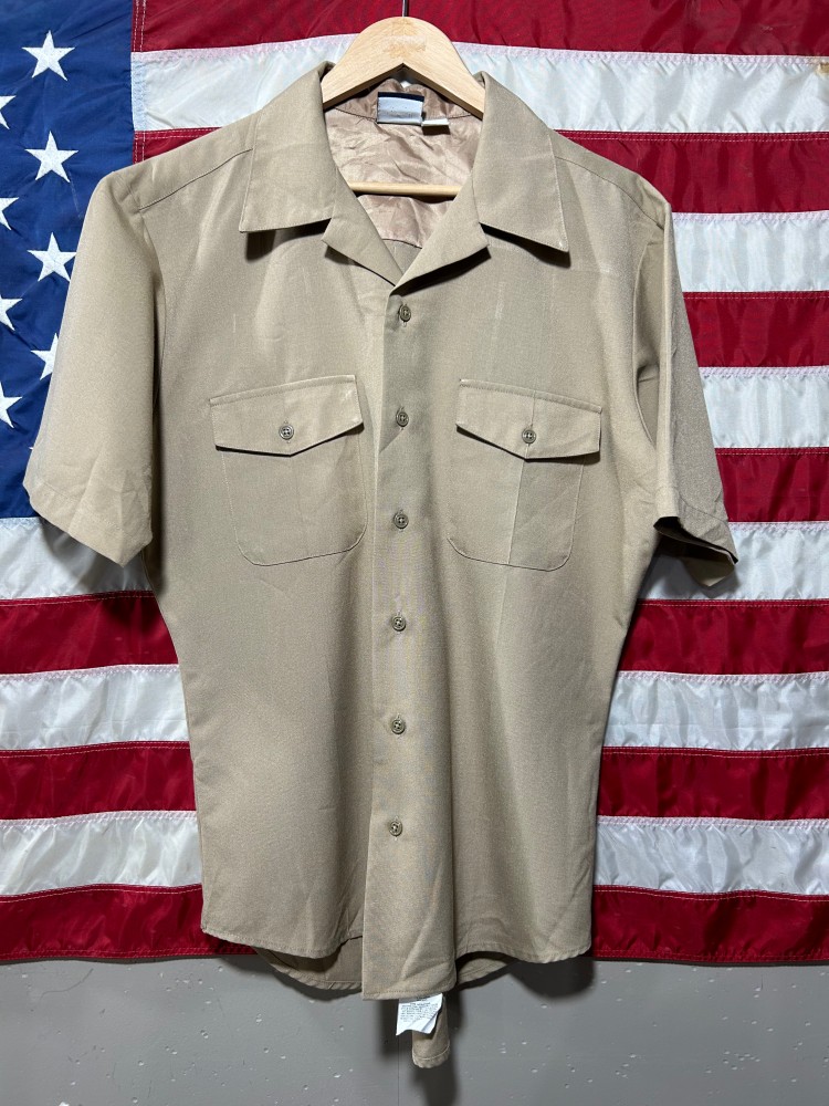 アメリカ海軍シャツ | 빈티지 코디 스냅은 Vintage.City에서 체크