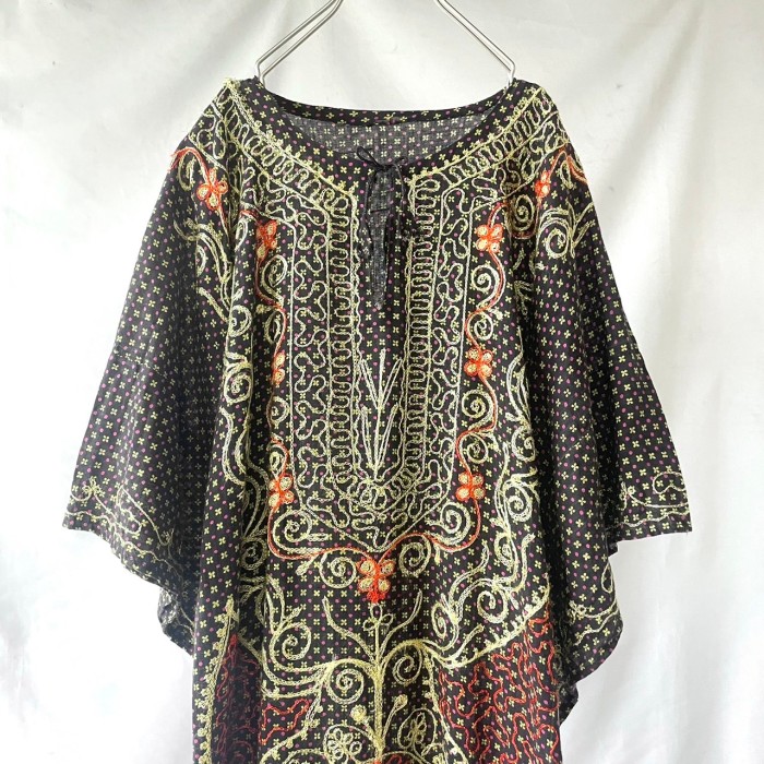 Black embroidered dashiki sleeve maxi onepiece | Vintage.City 古着屋、古着コーデ情報を発信
