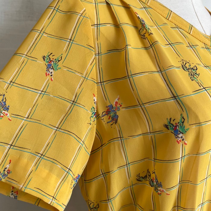 knight × plaid yellow dress〈レトロ古着 騎士 × チェック柄 イエロー ワンピース 日本製〉 | Vintage.City 빈티지숍, 빈티지 코디 정보