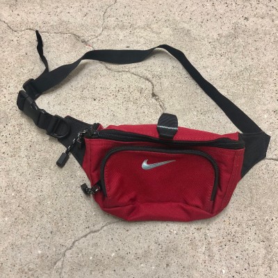 90～00s OLD NIKE/West Bag/Pouch/ウエストバッグ/ポーチ/レッド/SWOOSH/スウォッシュロゴ/ナイキ/オールドナイキ/テック/ギア | Vintage.City ヴィンテージ 古着