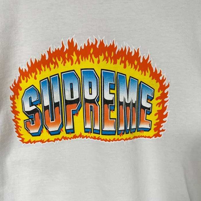 supreme シュプリーム Tシャツ バックロゴ ワンポイントロゴ ファイヤー | Vintage.City 빈티지숍, 빈티지 코디 정보