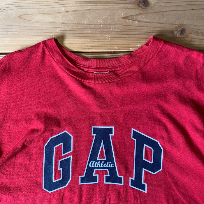 GAP arch logo tee | Vintage.City 古着屋、古着コーデ情報を発信