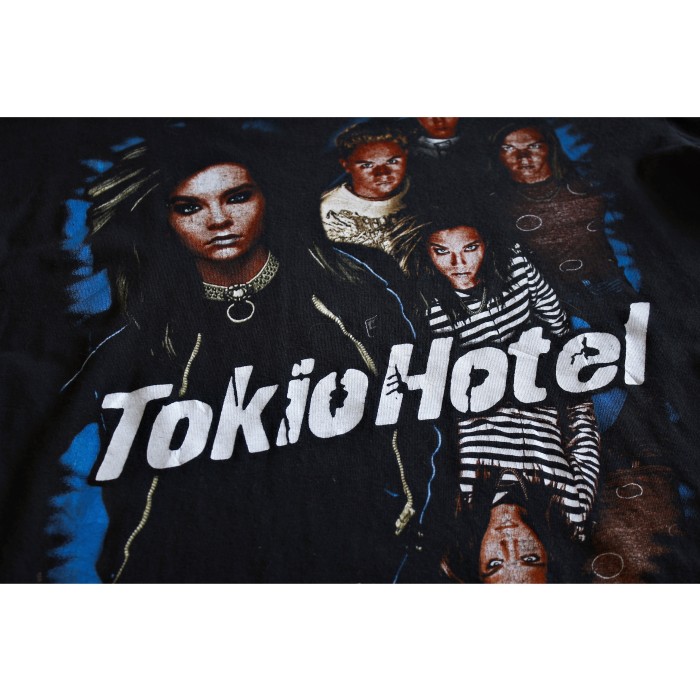 Vintage “Tokio Hotel” Rock Tshirt | Vintage.City Vintage Shops, Vintage Fashion Trends