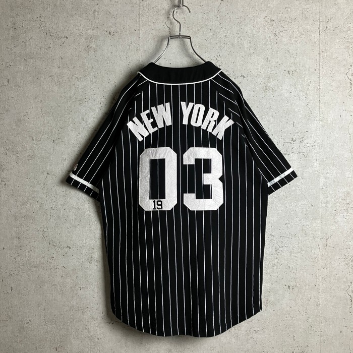 used ニューヨーク ヤンキース ロゴ ナンバリング ベースボールシャツ 