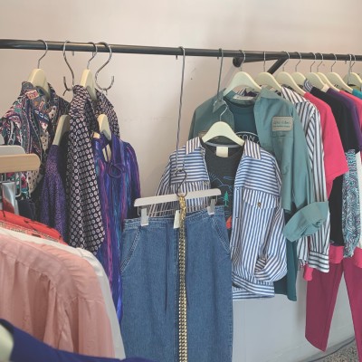 Hot Mess | Vintage Shops, Buy and sell vintage fashion items on Vintage.City