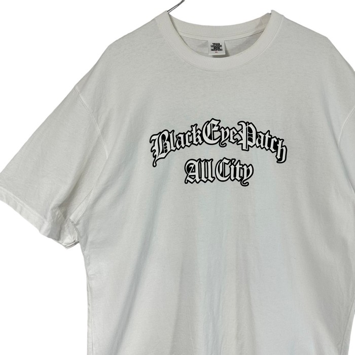 Black eye Patch Tシャツ XL センターロゴ プリントロゴ www