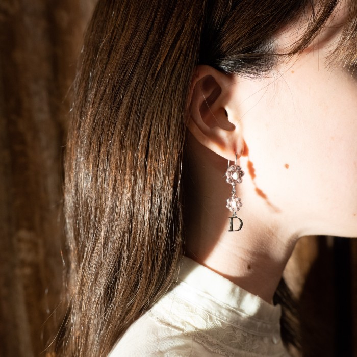 Christian Dior LOGO FLOWER SWING EARRING/クリスチャンディオール 