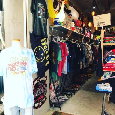 RRH横浜中華街 | Discover unique vintage shops in Japan on Vintage.City