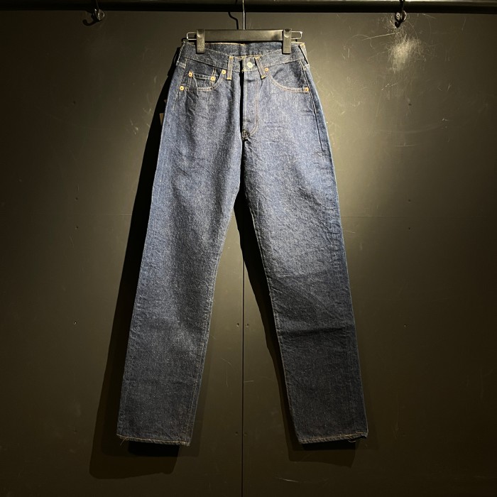 Levi’s 501 For over 110 years デッドストック | Vintage.City Vintage Shops, Vintage Fashion Trends