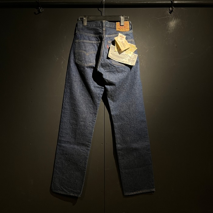 Levi’s 501 For over 110 years デッドストック | Vintage.City Vintage Shops, Vintage Fashion Trends