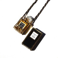 COCO CHANEL perfume bottle vintage necklace | Vintage.City 古着屋、古着コーデ情報を発信