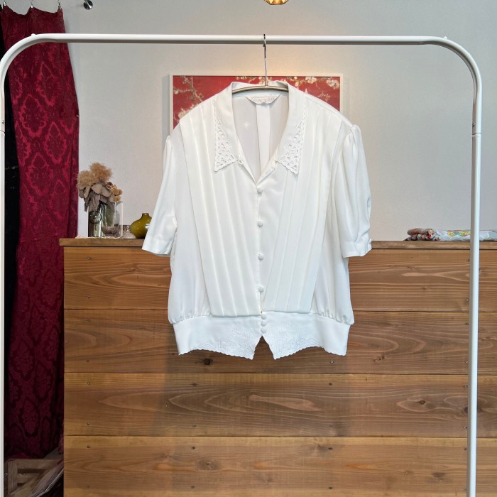 white scallop blouse | Vintage.City 古着屋、古着コーデ情報を発信