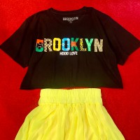 Brooklyn クロップド丈ロゴTシャツ 黒 ヘソ出し | Vintage.City 빈티지숍, 빈티지 코디 정보