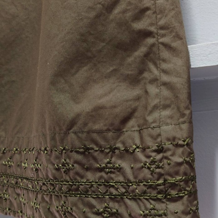 laura ashley 刺繍入り コットン スカート オリーブ サイズ9 | Vintage.City 빈티지숍, 빈티지 코디 정보