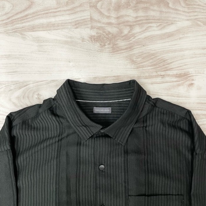 【VAN HEUSEN】 シャツ 黒・緑 サイズ表記なし | Vintage.City 古着屋、古着コーデ情報を発信