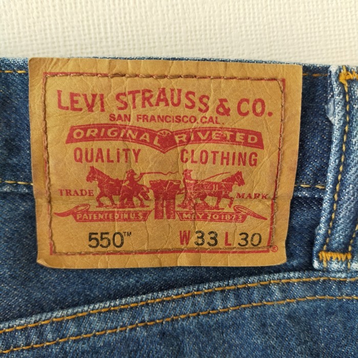 Levi's リーバイス 550 RELAXED FIT デニム ショートパンツ W33 | Vintage.City Vintage Shops, Vintage Fashion Trends