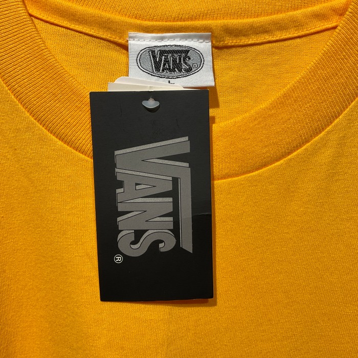 ⭐︎80’s “VANS” print Tee⭐︎ | Vintage.City Vintage Shops, Vintage Fashion Trends